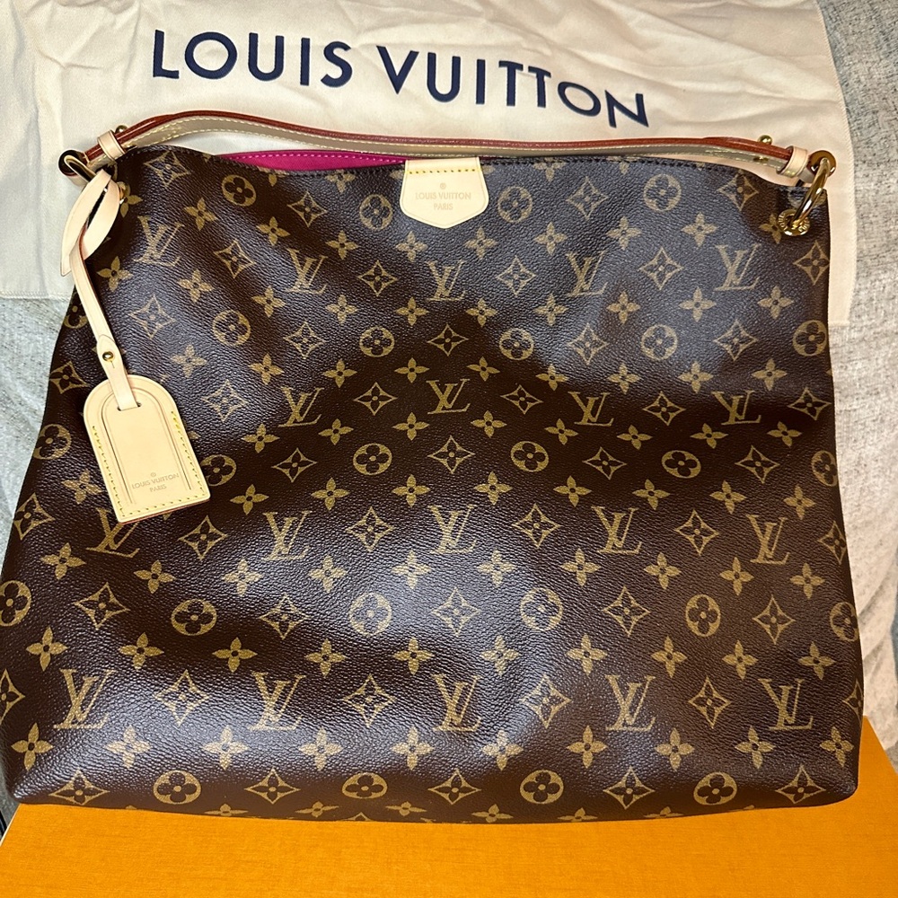 New Louis Vuitton Graceful MM Peony interior